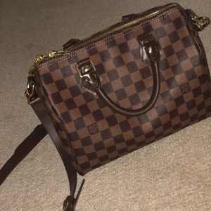 Louis Vuitton Damier Speedy 25